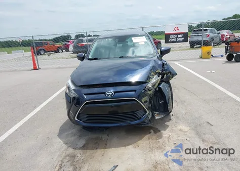 2017 Toyota Yaris Ia z USA, uszkodzony, nr VIN 3MYDLBYVXHY185715